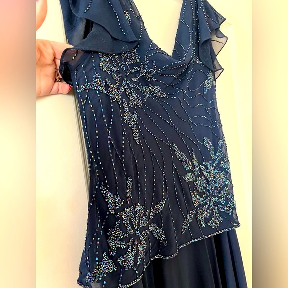 J Kara Elegant Navy Rhinestoned Top, Long Sleek Gown Women’s Size 10 - Picture 10 of 14